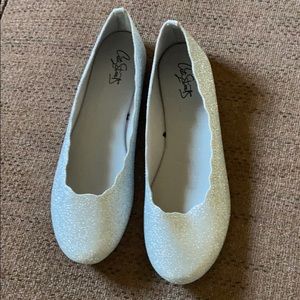 City Streets ballet flats